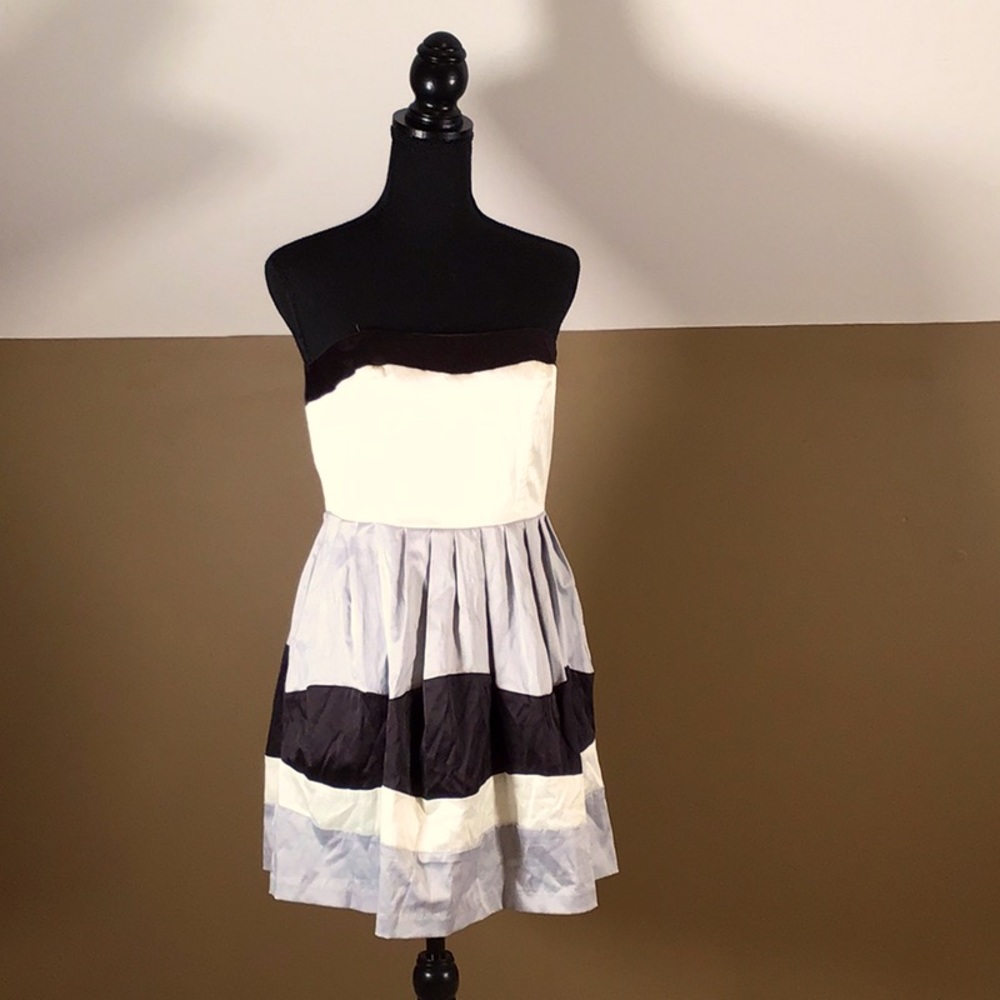 Formal strapless mini dress